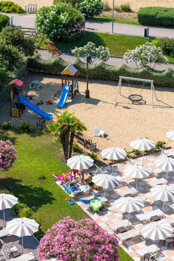Hotel Italy Bibione Exterior foto