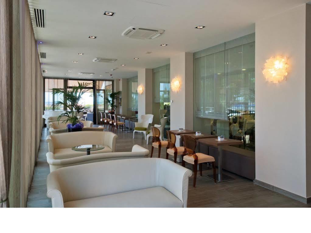 Hotel Italy Bibione Exterior foto